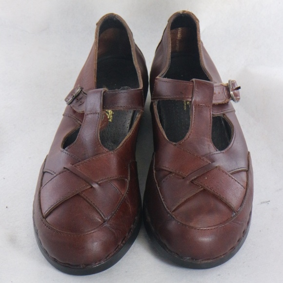 ZEETA Genuine Leather Cross Strap Mary Jane Shoes - Picture 6 of 8